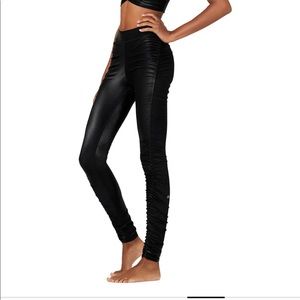 BRAND NEW High-Waist Cinched Legging ALO Yoga